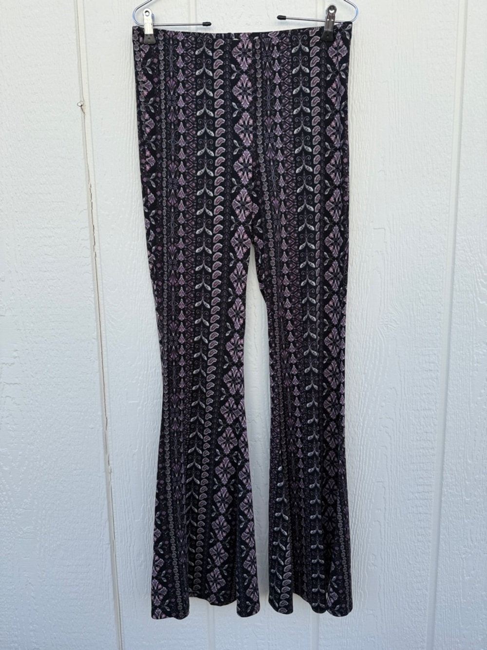Bear Dance Womens Size L Flared Pants Paisley Floral Hippie Design Stretch Comfy - Picture 1 of 8